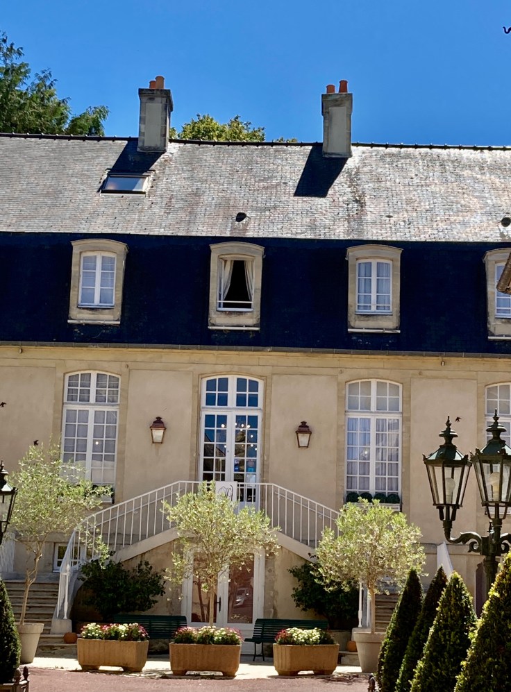 Eight Cultural Differences Between France and the US Travels Through